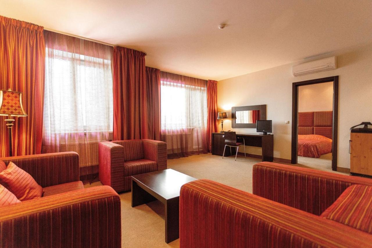 Rixwell Segevold Hotel Sigulda Bagian luar foto